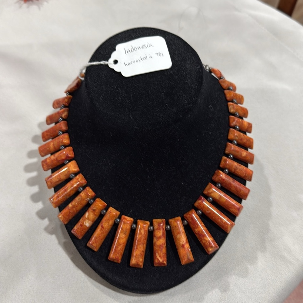 Vintage 1970s Indonesian Coral & Hematite Necklace – 18”